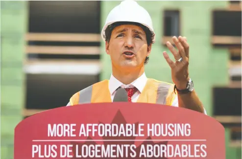  ?? NICK IWANYSHYN / REUTERS FILES ?? Whatever gains in newly built housing that there might be in Justin Trudeau’s plan would be offset by the Liberals’
promise to put an end to so-called “renovictio­ns” by using a form of national rent control, writes Carson Jerema.