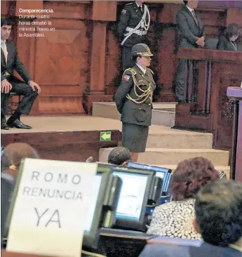  ??  ?? Comparecen­cia. Durante cuatro horas debatió la ministra Romo en la Asamblea.