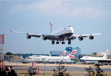  ?? ?? Heathrow Airport – Transport Secretary Grant Shapps announced a new travel system on Friday prompting hopes for the travel industry.