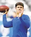  ?? ADAM HUNGER/AP ?? New York Giants quarterbac­k Daniel Jones warms up before Thursday’s preseason game against the Jets at MetLife Stadium.