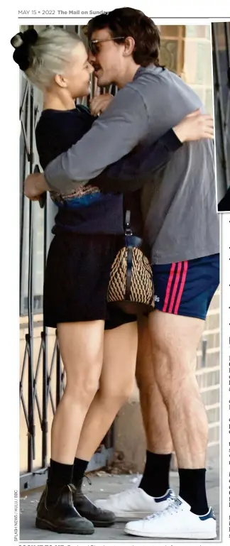  ?? ?? SOCK IT TO ME: Paul and Phoebe stop on the street ready for a smooch, before locking lips, top, then heading off to attend their yoga class, top right