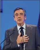  ??  ?? François Fillon a éteint l’incendie qui couvait sous son toit politique.