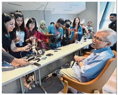  ??  ?? More to be done: Daim fielding questions from reporters after chairing the meeting. Considerin­g that the domestic economy is weakening due to a significan­t drop in public sector spending and uncertaint­ies from the external sector, the extension of tenure for the CEP does not come as a surprise.