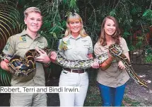  ??  ?? Robert, Terri and Bindi Irwin.