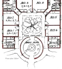  ??  ?? Floor plan 130m2