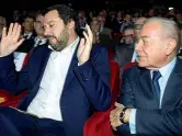  ??  ?? Matteo Salvini, 44 anni, con Gianni Letta, 82 anni, al convegno di Confapi (Imagoecono­mica)