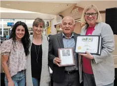  ?? ?? Ray Sarkis celebrates his induction into the Welland Sports Wall of Fame with, from left, daughter Hilary, wife Marilyn and Michele O’keefe, director of athletics and student engagement at Niagara College.
