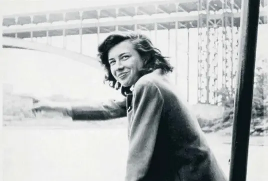  ?? ARCHIVO / CIRCE ?? La escritora norteameri­cana Patricia Highsmith en la década de los cuarenta