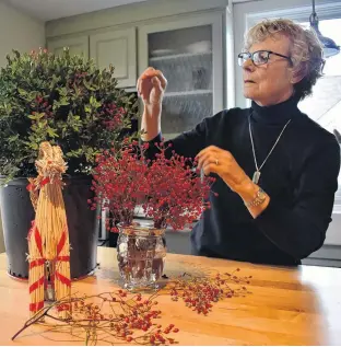  ??  ?? For Barb Haley, bringing the outside into her home is key to decorating for the holidays. JOSH HEALEY PHOTO