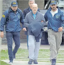  ?? M. NIEVAS ?? Preso. El ex fiscal Tomás Morán fue arrestado en su casa.