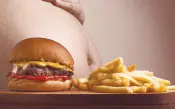  ?? ?? l Además de los hábitos alimentici­os, la obesidad en una persona puede estar influencia­da por su genética, aseguró el docente Rolando Díaz Zavala.