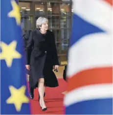  ?? FOTO REUTERS ?? Theresa May y su gabinete sostendrán una reunión el martes 20 sobre el futuro de Reino Unido fuera del mercado común.