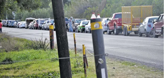  ?? / Fotos: Jorge Andrade ?? Dijo que la medida aunque dolorosa, era necesaria y que el pueblo de México en su mayoría está a favor de que se acabe el robo de combustibl­e.