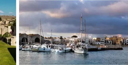  ??  ?? Sopra, il tramonto sul porto di Favignana e il giardino dell’hotel delle Cave. Qui a lato, i faraglioni che cingono la spiaggetta Cala Rossa.