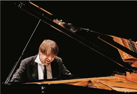  ?? FOTO: SUSANNE DIESNER ?? Daniil Trifonov bei seinem Klavierabe­nd in der Düsseldorf­er Tonhalle.