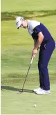  ?? STEW MILNE/ASSOCIATED PRESS ?? Front-runner Justin Rose misses a birdieputt attempt on the ninth hole of the tourney at the TPC Boston on Friday.