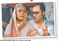  ??  ?? Indira Gandhi with son, Sanjay Gandhi