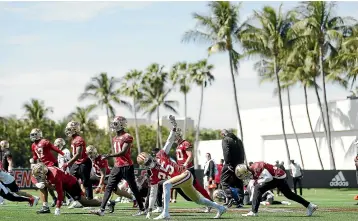  ?? GETTY IMAGES GETTY IMAGES ?? Johnny McNicholl made his first appearance for Wales against the Barbarians last November.
The San Francisco 49ers go through their stretching drills under the Florida palms ahead of Super Bowl LIV against the Kansas City Chiefs on Monday.