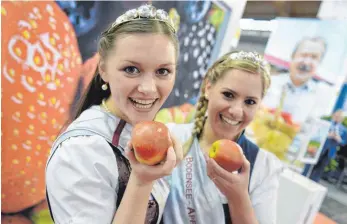  ?? FOTO: FELIX KÄSTLE ?? Die Apfelprinz­essinnen Michaela Herz (links) und Ines Klotz. Parktheate­r, Black Panther, Fifty Shades of Grey - Befreite Lust,
Neues Krone Kino,
Fifty Shades of Grey - Befreite Lust, 20 Uhr
Cineplex, der Welt,
Black Panther,
Panther (OV),
Panther...