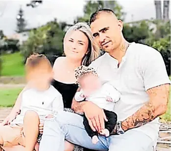  ?? ?? Lionel Allan with his wife Laura and their two children. Laura Allan says Wiremu Gray called her the morning after the fatal incident to attempt to deflect blame on to her husband.