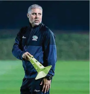  ?? Foto: AFP ?? Der Tunesier Makram Daboub coacht die Nationalma­nnschaft Palästinas.