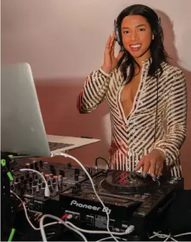  ??  ?? DJ Hannah Bronfman