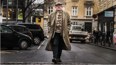  ?? FOTO: MOGENS FLINDT ?? 71-årige Peter Schrøder er i fin form. Han er sikker på, at de mange gåture i den friske nordjyske luft har gjort ham godt.