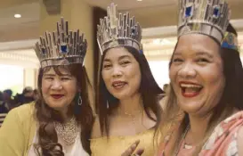  ??  ?? I spotted three Titas of Cebu living their beauty queen dreams vicariousl­y through the pretty young things strutting on stage. “Yung ma- promote
natin yung beauty natin sa buong mundo… and kapag nananalo tayo, it’s our prestige, pride ng ating bansa!”...