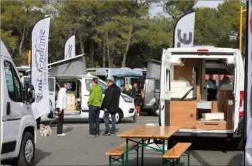  ?? (Photos Frank Muller et S. Ch.) ?? Le marché du van aménagé connaît une croissance à deux chiffres.