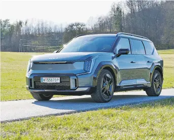  ?? ?? Nach dem dreht man sich um: Der EV9 ist ein Schrank von einem E-SUV, die Designspra­che kommt gut an.