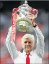  ?? Picture: REUTERS ?? FA CUP GLORY: Arsenal manager Arsene Wenger celebrates with the trophy after winning the FA Cup final