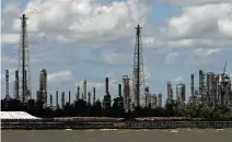  ?? Mario Tama / Getty Images ?? Phillips 66’s refinery in Belle Chasse, La., was idled from the third quarter of 2020 to the first quarter of 2021.