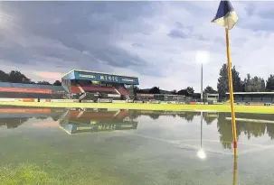  ?? Picture by Rob Heys ?? ●● The flooded pitch at Moss Rose