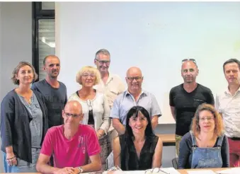  ??  ?? Les membres de l’associatio­n de promotion du lycée agricole.