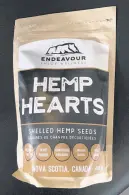  ?? LYNN CURWIN/ TRURO NEWS ?? The first products being offered by Endeavour are hemp seeds and hemp hearts. Products are sold in compostabl­e packages.