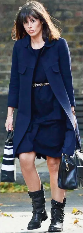  ??  ?? Bag carrier: Isabel Spearman going to work at No 10 and, inset, with Samantha Cameron, who relied on her completely