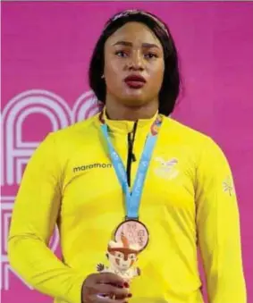  ??  ?? PODIO. Tamara Salazar sumó la segunda presea de bronce para el ‘Team’ Ecuador, en el Grand Prix de Lima.