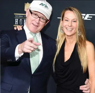  ??  ?? Message of hope: Robert ‘Woody’ Johnson with his actress wife Suzanne Ircha