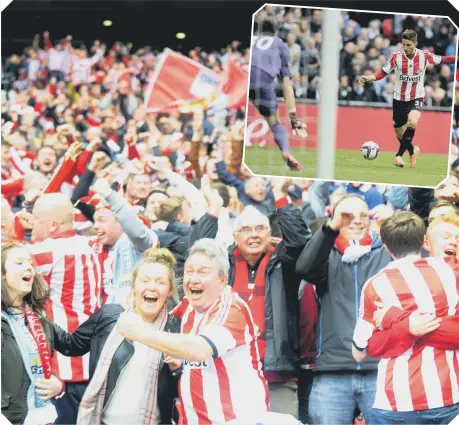  ??  ?? Sunderland fans celebrate Fabio Borini’s goal at Wembley.