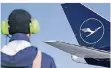  ?? FOTO: DPA ?? Entschädig­ungen, Kerosin – die Lufthansa steht unter Druck.