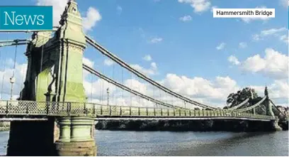  ??  ?? Hammersmit­h Bridge