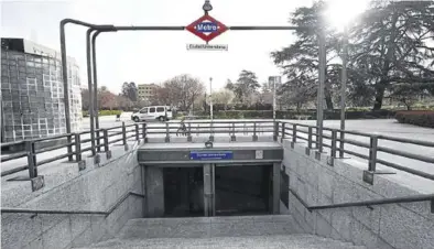  ?? DAVID CASTRO ?? Una estación del metro de Madrid, vacía.