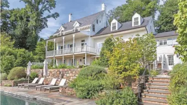  ?? PROVIDED BY ELLIS SOTHEBY’S INTERNATIO­NAL REALTY ?? The oldest part of 35 Washington Spring Road in Palisades, N.Y., was built in about 1750.