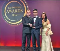  ?? PROVIDED TO CHINA DAILY ?? Chef Kenneth Law receives the award for best hotelier chef at last year’s awards ceremony in Macao.