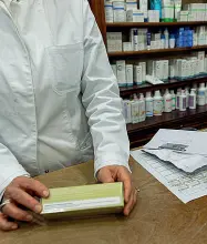  ??  ?? In farmacia Sono molte le richieste di informazio­ni