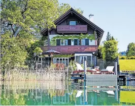  ?? [ Living de Luxe] ?? Von der Terrasse ins Wasser: Seehaus in Pörtschach.
