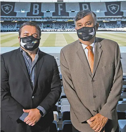  ?? VITOR SILVA/ BOTAFOGO ?? CEO Jorge Braga (esq.) e o presidente Durcesio Mello (dir.) comandam a parte executiva do clube