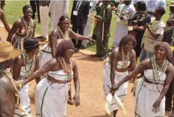  ??  ?? Berom women dancers