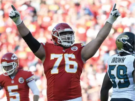  ?? ED ZURGA/THE ASSOCIATED PRESS ?? Kansas City Chiefs right guard Laurent Duvernay-Tardif, a McGill University grad, has come back from ankle injury to help his team make a playoff push.