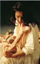  ?? FOTO: MAINA
ABRAMOVIC ARCHIVE ?? BEN KNOTOR. Balkan Baroque gav Marina Abramović Guldlejone­t på Venedigbie­nnalen 1997.